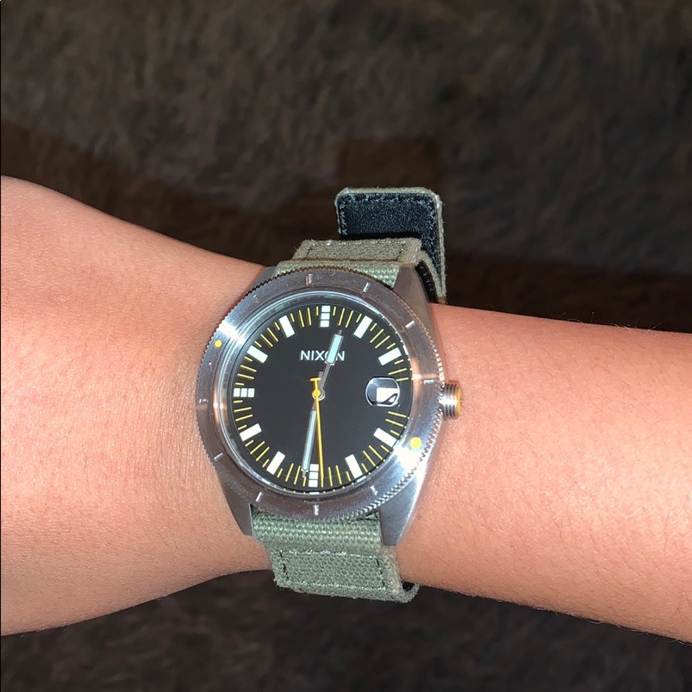 Nixon watch